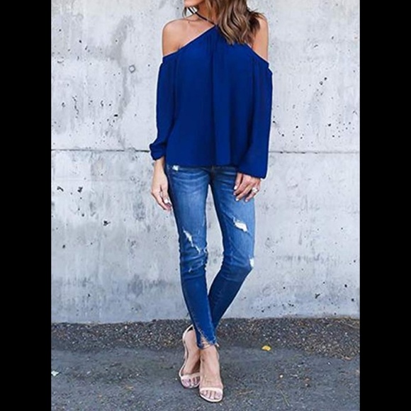 5⭐rated Long sleeve cold shoulder halter top - Picture 2 of 4